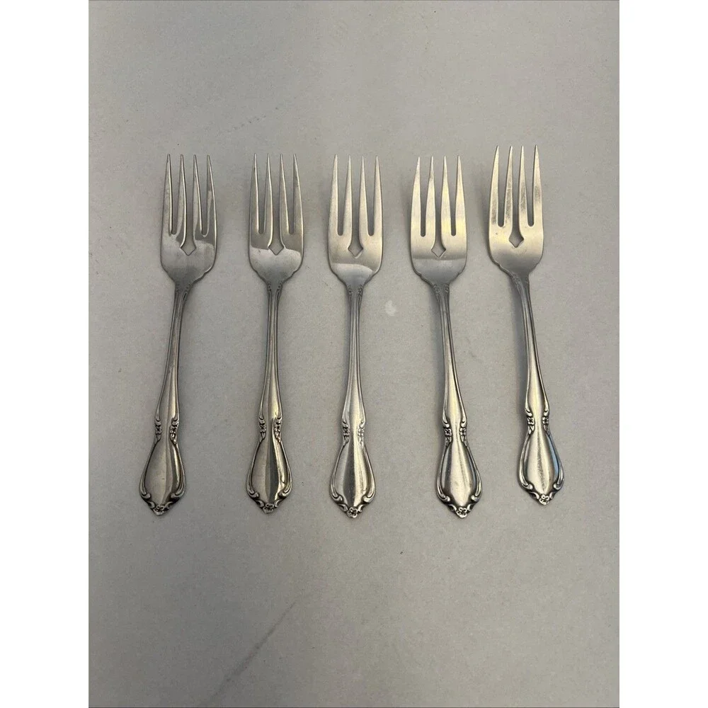 (5) Oneidacraft Deluxe CHATEAU Stainless Glossy Salad Fork Lot ~ 6 1/8”